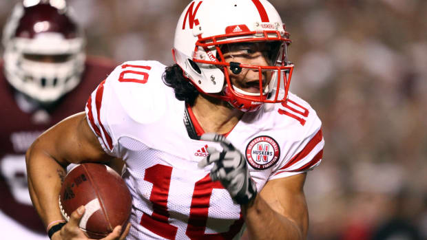 Roy Helu Jr. 2010 Nebraska vs Oklahoma football USATSI_4963268